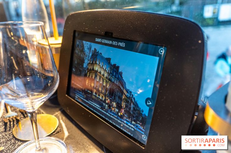 Bus Saint Germain 1920 - dîner dans un bus en traversant Paris  -  A7C3620