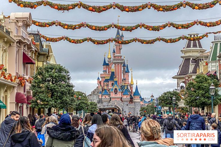 Halloween 2023 Disneyland Paris Main Street