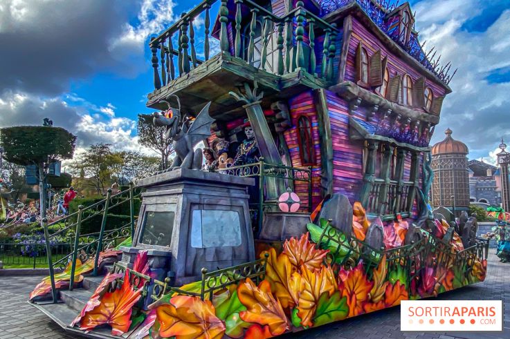 Halloween 2023 Disneyland Paris parade