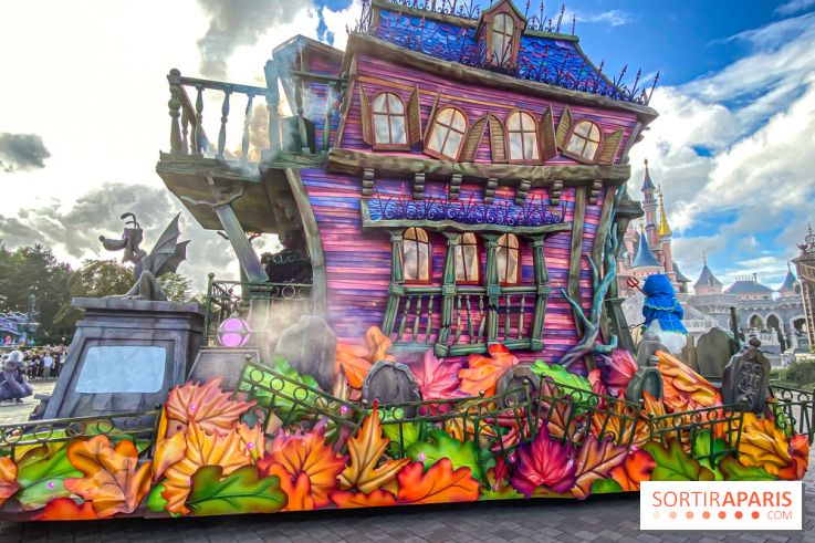 Halloween 2023 Disneyland Paris parade