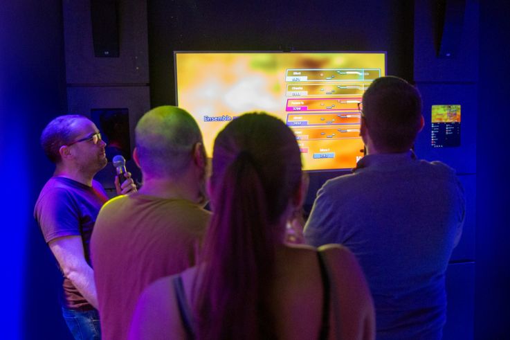 KaraFun Bar dévoile Battle : Qui chante le plus juste ?