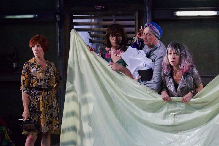 La Femme n'existe plus