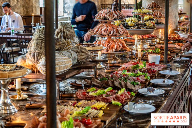 Le brunch du Réfectoire des Moines à l'Abbaye des Vaux de Cernay