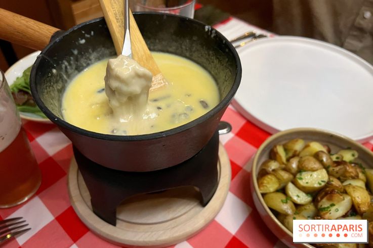 Fondue sur la terrasse d'hiver du Grand Quartier - 7F5C6881 0E34 4491 9D7E A9E731E92930