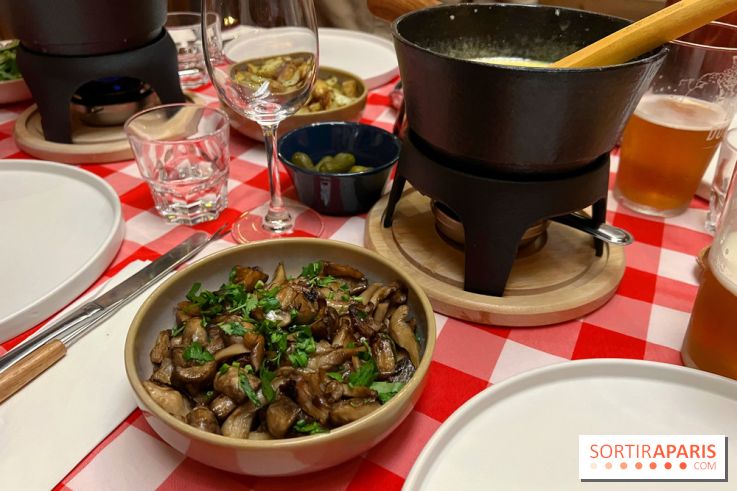 Fondue sur la terrasse d'hiver du Grand Quartier - B0EF1570 753A 4D94 A395 B4E4A8ECAA0E