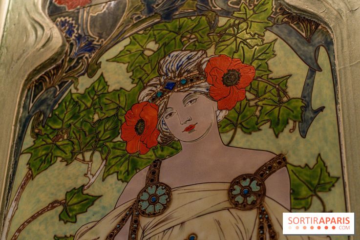 Le Bouillon Julien, la brasserie au sublime décor art nouveau, son menu et ses plats