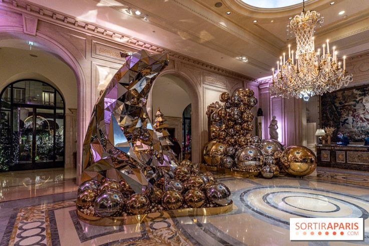 Le Four Seasons George V et ses décorations de fêtes