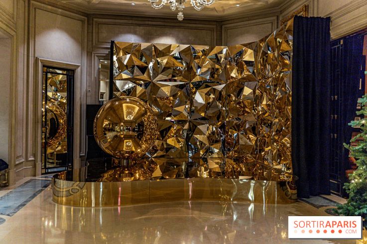 Le Four Seasons George V et ses décorations de fêtes