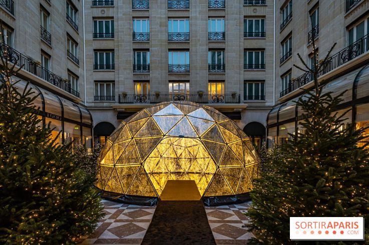 Le Four Seasons George V et ses décorations de fêtes