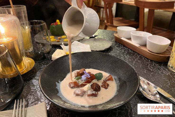 Ma Dame, le restaurant de l'hôtel Marignan Champs-Elysées - Bouillon châtaignes guanciale ricotta