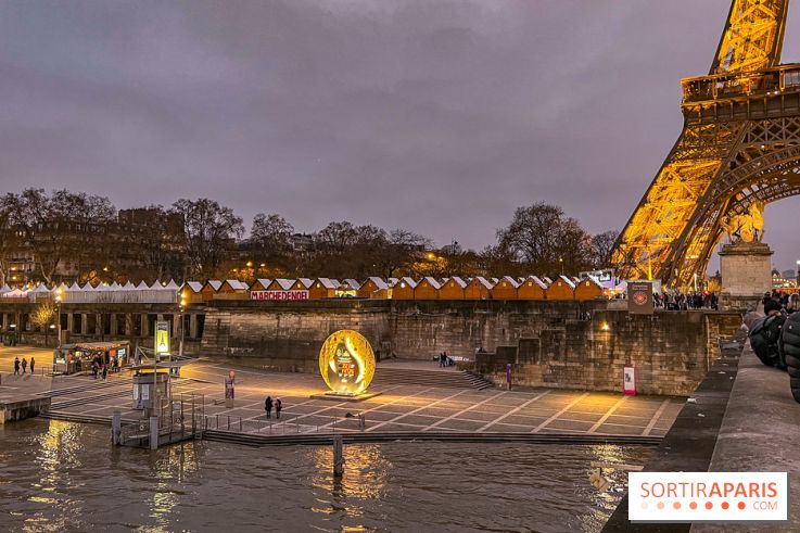 Marché de Noël 2023 au pied de la tour Eiffel - Quai Jacques Chirac