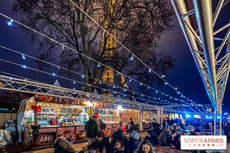 Marché de Noël 2023 au pied de la tour Eiffel - Quai Jacques Chirac