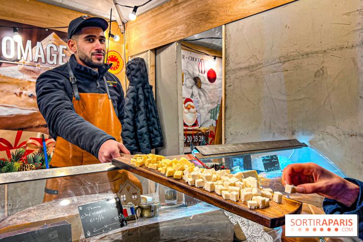 Marché de Noël 2023 au pied de la tour Eiffel - Quai Jacques Chirac