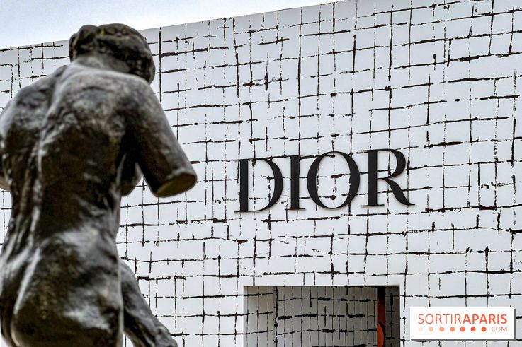 Fashion Week - La scénographie du défilé Dior Haute Couture Printemps-Été 2024 au Musée Rodin