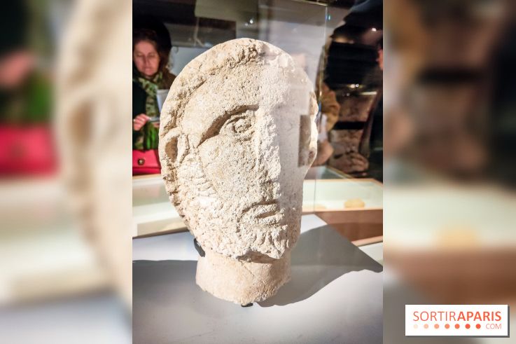 Dans la Seine : une expo de la Crypte archéologique dévoile les objets retrouvés dans la Seine  - IMG20240130095636