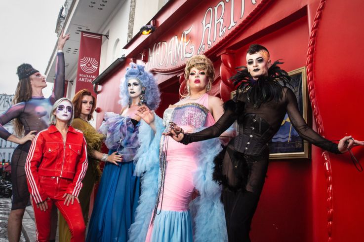 Madame Arthur : cabaret travesti et club parisien