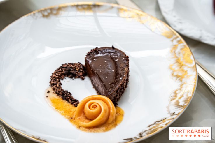 Tea Time de Saint-Valentin du Four Seasons George V Paris 2024 -  A7C5846