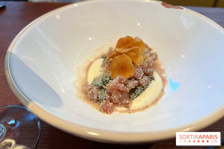 Kapara - Tartare de thon, olives, chips de topinambour