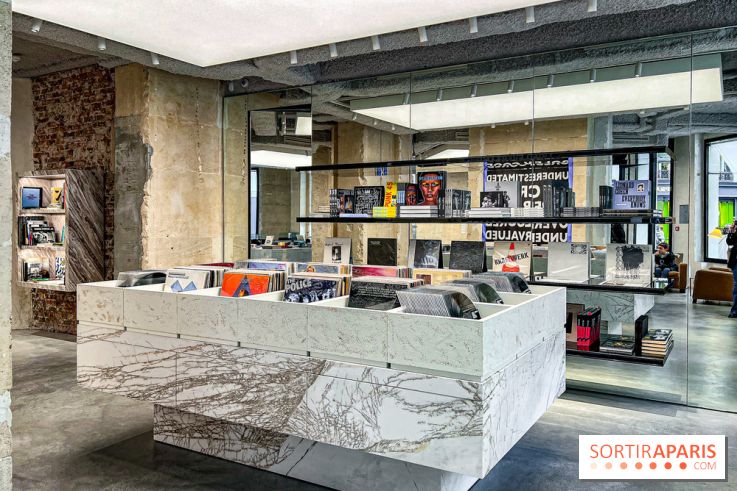 Saint Laurent Babylone, la librairie-galerie d'art de la maison de luxe à Paris - image00016