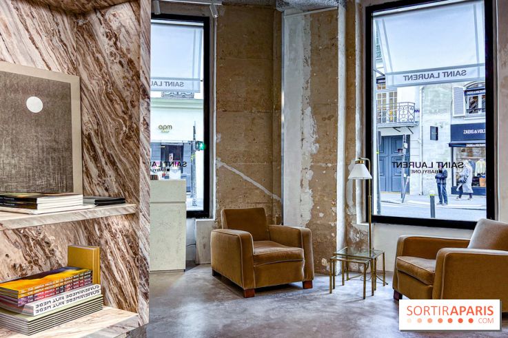 Saint Laurent Babylone, la librairie-galerie d'art de la maison de luxe à Paris - image00063