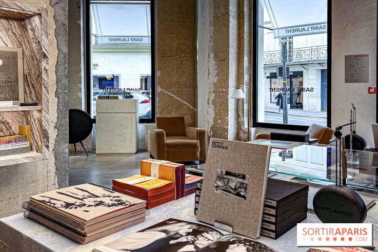 Saint Laurent Babylone, la librairie-galerie d'art de la maison de luxe à Paris - image00064