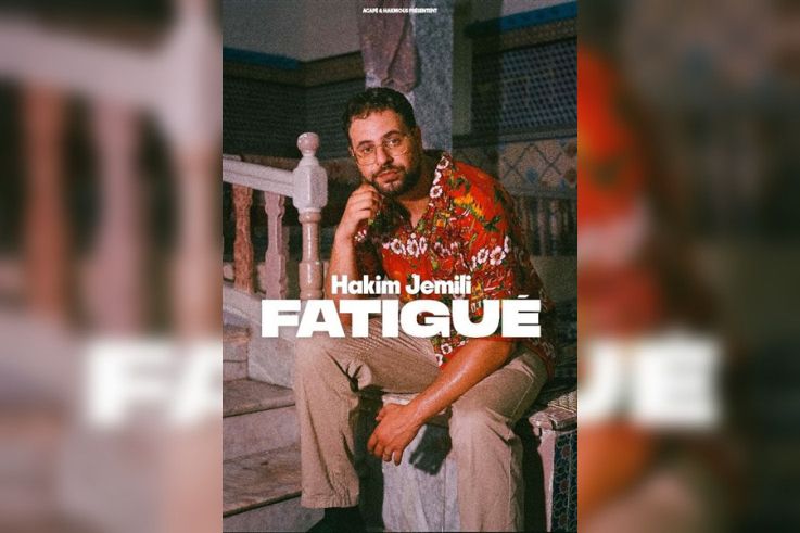 Hakim Jemili présente son spectacle "Fatigué" au Théâtre Édouard VII à Paris