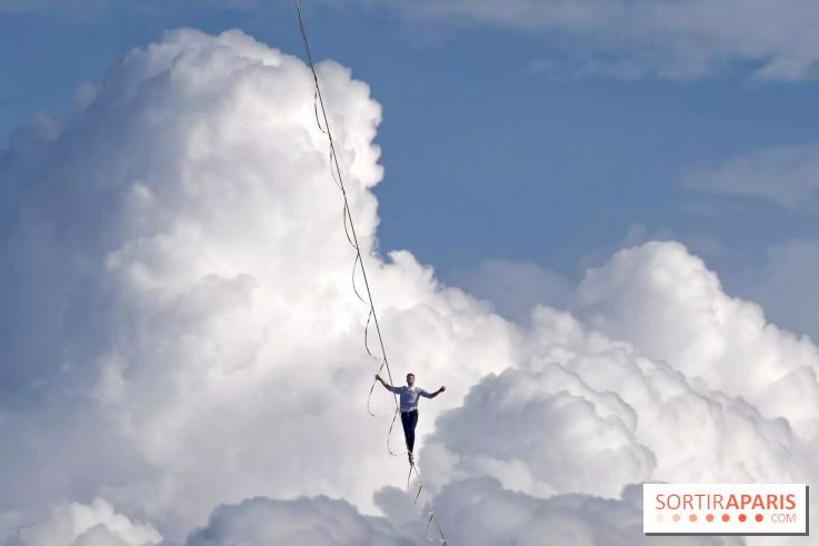Vertige au Grand Palais : danse aérienne et musique live sous la verrière