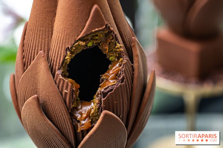 L'oeuf de Pâques fleur du George V Paris par Michael Bartocetti 2024 -  A7C7477