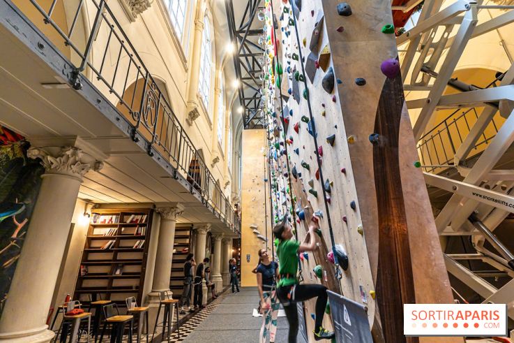 Climbing District Saint-Lazare, la salle d'escalade et espace coworking cachée dans une chapelle