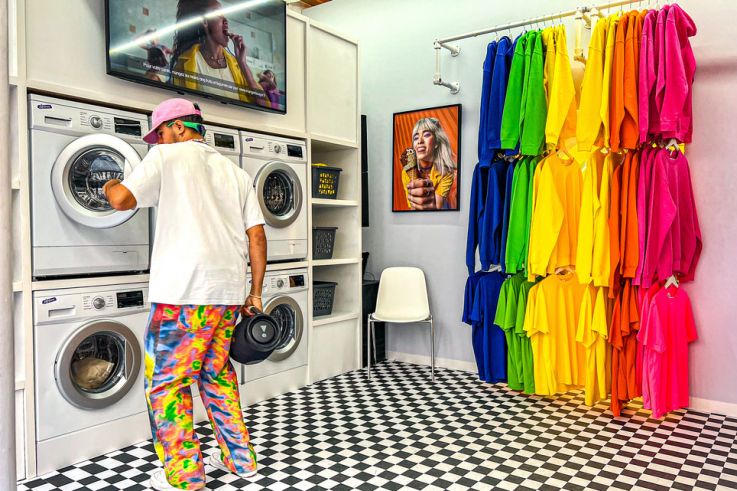 Bar à glaces éphémère et gratuit dans une laverie à Paris  - image00002