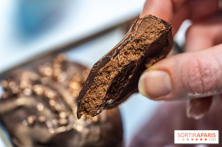 Oeuf Joyaux et chocolats de Pâques de Jade Génin 2024