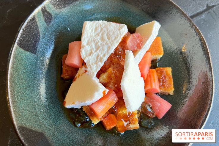 LAVA - Dessert rhubarbe, mezcal, chipotle