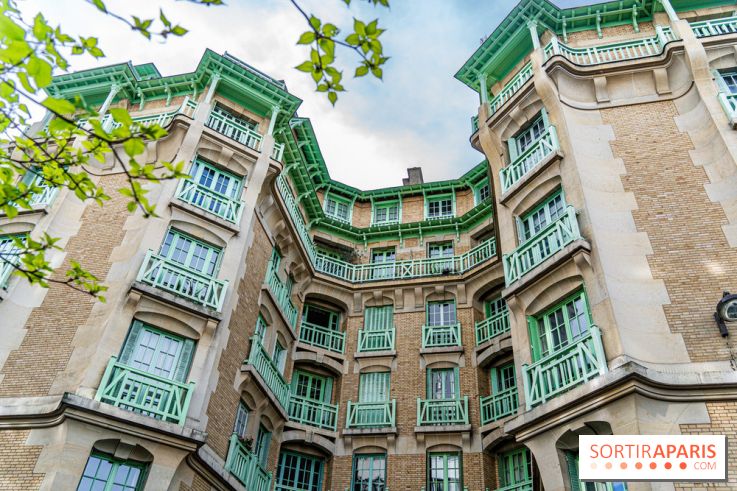 Insolite, la façade originale de la rue Blomet Paris 15e - photos