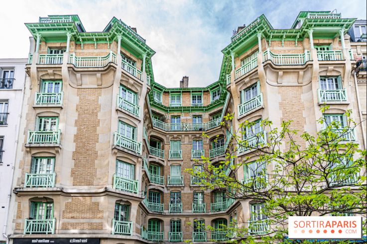 Insolite, la façade originale de la rue Blomet Paris 15e - photos