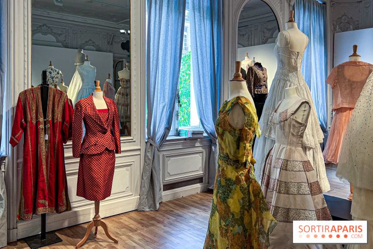 Exposition Haute Couture gratuite chez Bonhams Cornette de Saint Cyr, maison de vente prestigieuse à Paris - image00076