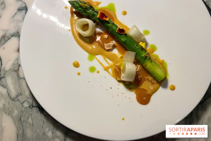 Amâlia - Asperge miso, cacahuète