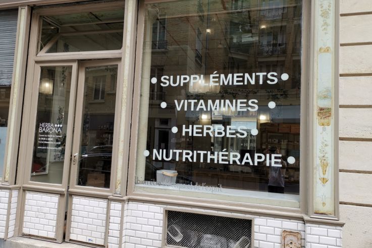 Découvrir les compléments alimentaires et le shilajit à Paris chez Herba Barona