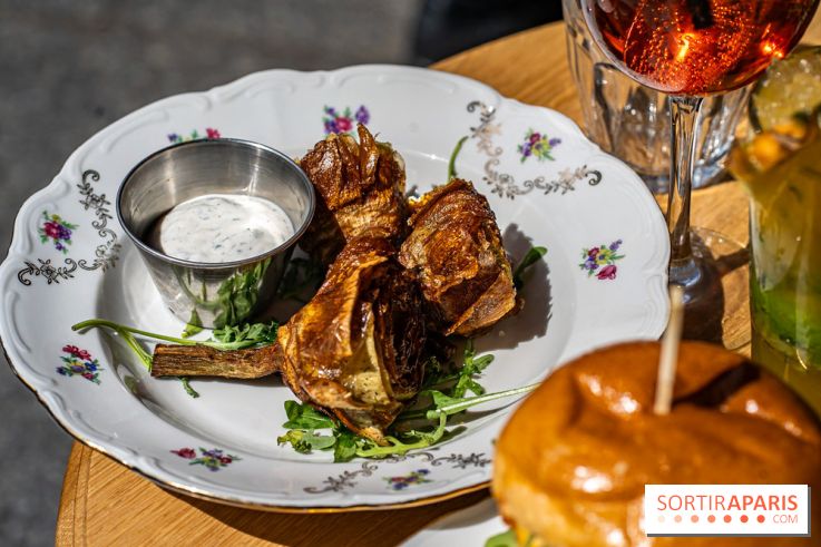 Festival, le café-restaurant rue Étienne Marcel  -  fleurs d'artichaut croustillantes