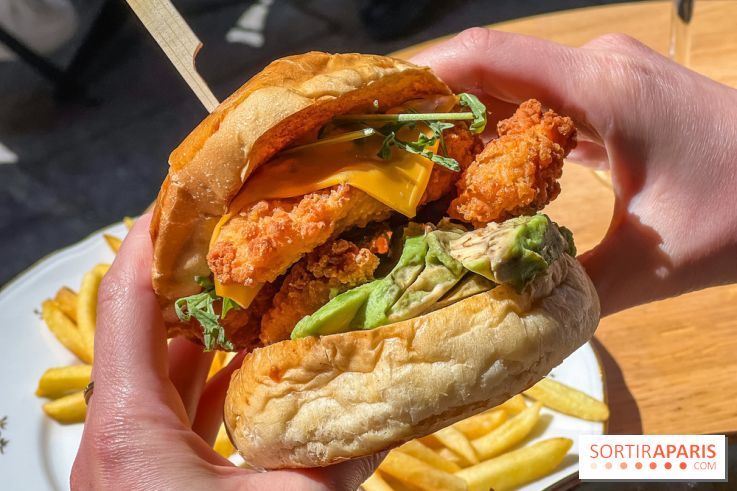 Festival, le café-restaurant rue Étienne Marcel  - burger