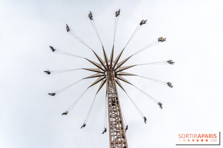 Parc Astérix : inauguration de la Tour Numérobis avec Jamel Debbouze