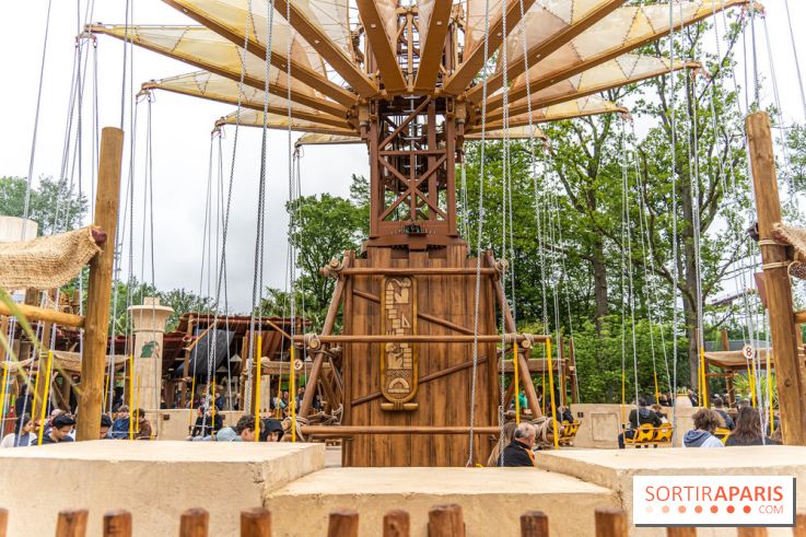 Parc Astérix : inauguration de la Tour Numérobis avec Jamel Debbouze