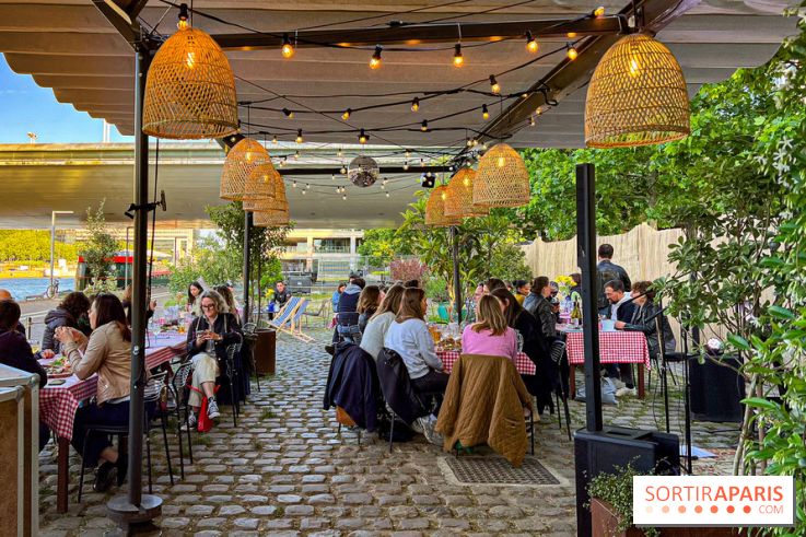Chouchou sur Seine, la terrasse festive de l'hôtel Chouchou sur les quais parisiens