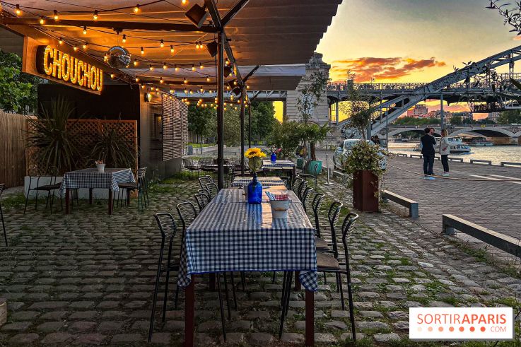 Chouchou sur Seine, la terrasse festive de l'hôtel Chouchou sur les quais parisiens