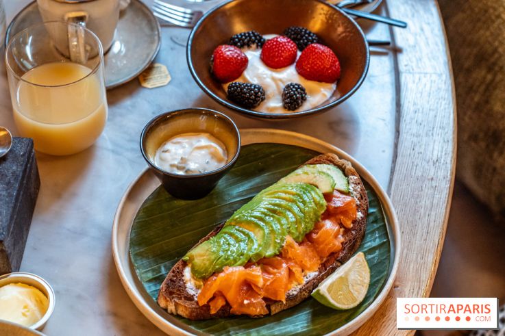 Brunch du Vesper Paris 7e - buffet à volonté et plats à table -  avocado toast
