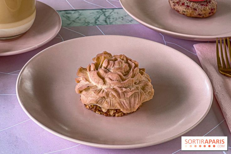 Le Café de la Rose Lancôme par Nina Métayer sur les Champs-Elysées à Paris - Exposition Siège Social Sisley   image00031   1086244