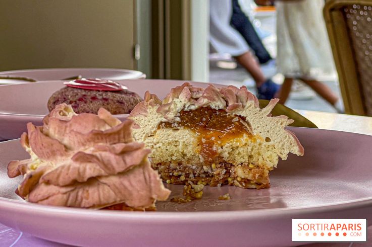 Le Café de la Rose Lancôme par Nina Métayer sur les Champs-Elysées à Paris - Exposition Siège Social Sisley   image00043   1086280