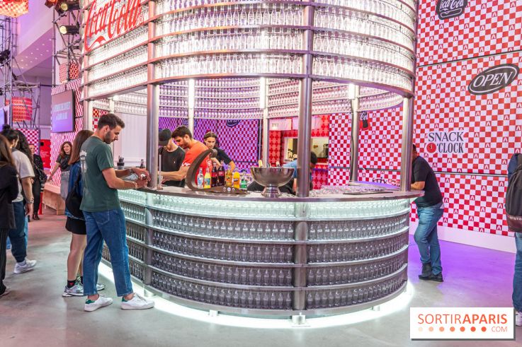 Coca-Cola Food Fest, le food court de cuisine du monde et bar sportif géant aux Invalides