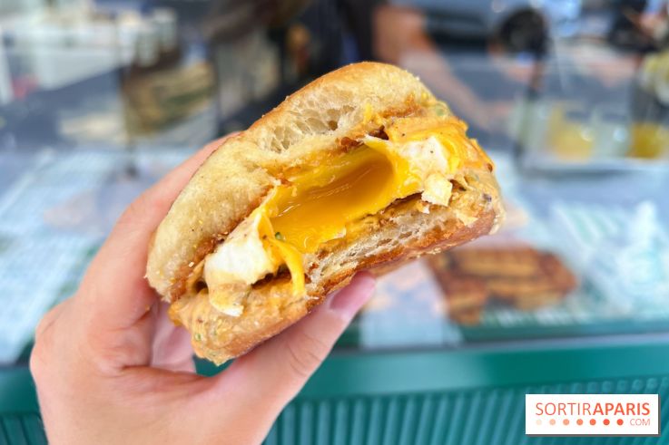 Maurice Sfez Café - Egg and cheese sandwich