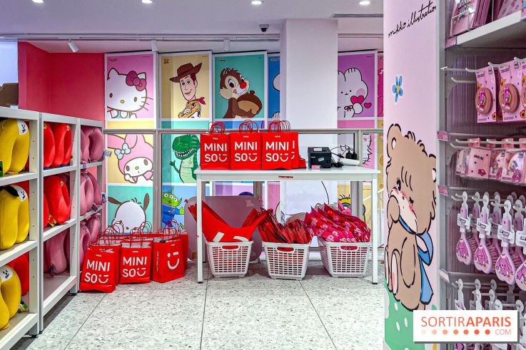 MINISO Champs-Élysées