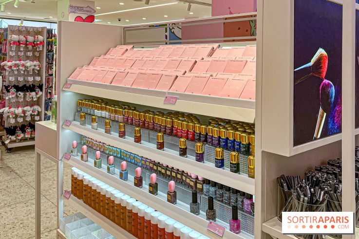 MINISO Champs-Élysées